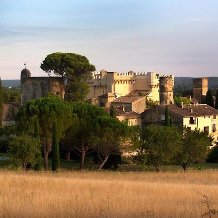 Monte Arena Bed & Breakfast Montaren-et-Saint-Mediers ภายนอก รูปภาพ